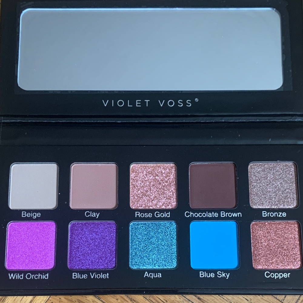 Violet Voss Essentials 2 Eyeshadow Palette